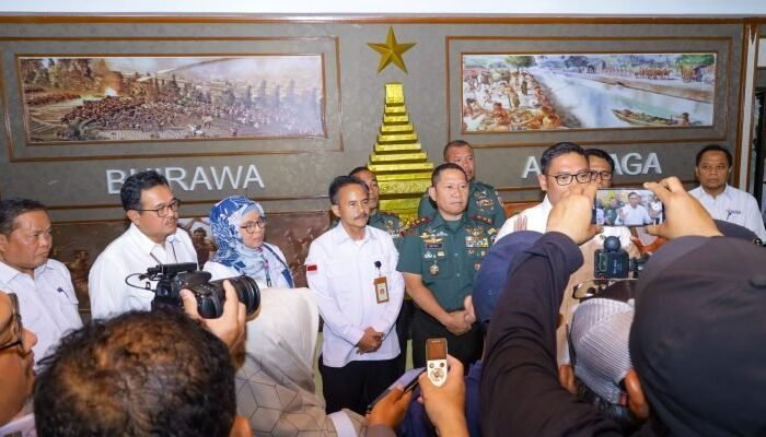 Pangdam V Brawijaya Dampingi Kunker Wamentan