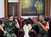 Dandim Bojonegoro Berikan Reward Babinsa Posramil Gondang Yang Viral Panjat Tiang Bendera