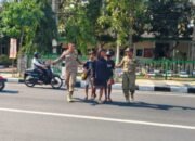 Ada Yang Dibawah Umur, Satpol PP Bojonegoro Amankan 8 Pengamen Jalanan