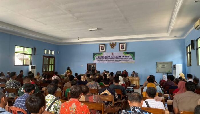 DKPP Bojonegoro menyelenggarakan Sosialisasi dan Penyerahan Hibah Mesin Perajang Tembakau kepada Petani