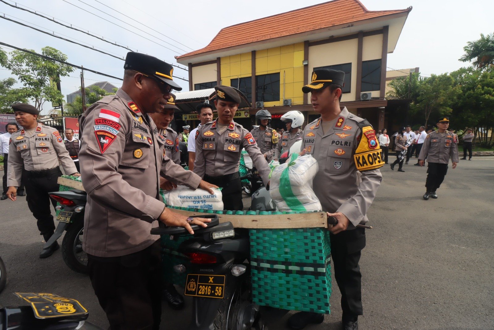 Bfdcb5a0 ee90 45ca 9903 0c15b17de57a