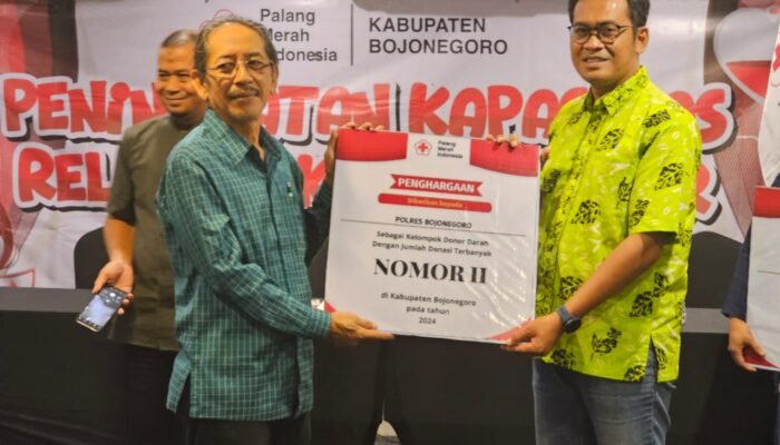 Polres Bojonegoro Raih Penghargaan Pendonor Darah Terbanyak dari PMI