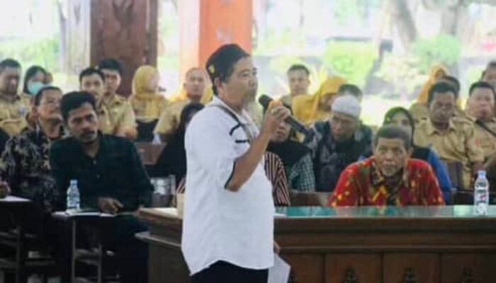 Sapa Bupati Bojonegoro Mendengarkan Aspirasi Warga dan Solusi