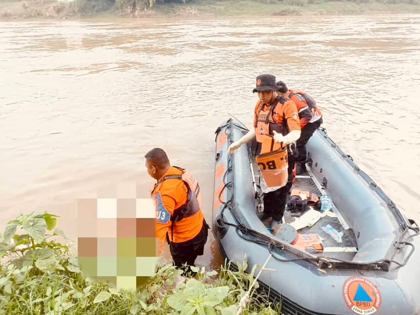 1ef041fc 4065 406b 8a3a ea291751ad2c