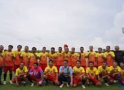 Keseruan Pertandingan Persahabatan di Stadion Letjen H. Soedirman Bojonegoro