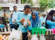 Bupati dan Wakil Bupati Borong Sayur Mayur di Hari Jadi Ke 29 Bank BPR
