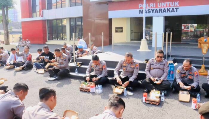 Kebersamaan di Polres Bojonegoro melalui Sarapan Pagi