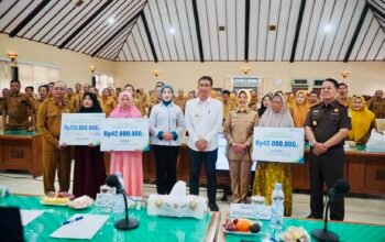 Menjawab Kegelisahan Warga Pemkab Hadirkan Program Jaminan Sosial