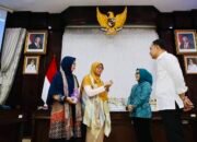 Wali Kota Surabaya Sambut Tim Verifikasi STBM 2025