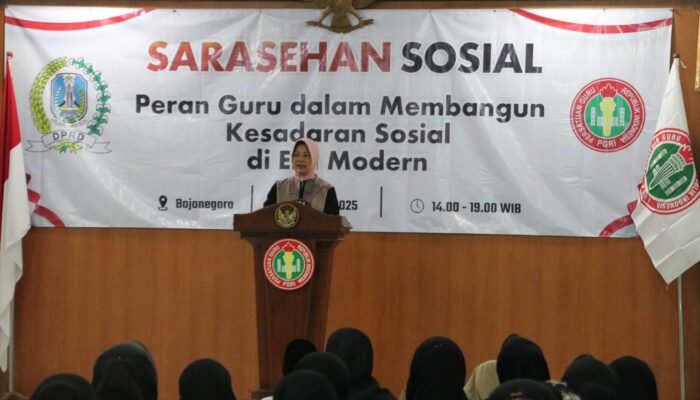Peran Guru dalam Membangun Kesadaran Sosial di Era Modern