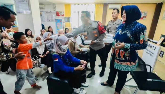 Jumat Berkah: Kepedulian Polres Bojonegoro kepada Masyarakat