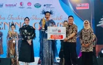 Semarak BWBF 2025 Fashion Show Batik Evening Gown di Bojonegoro