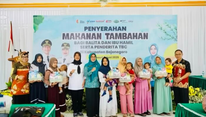 Penyerahan Makanan Tambahan Wujudkan Gizi Sehat untuk Masyarakat Bojonegoro