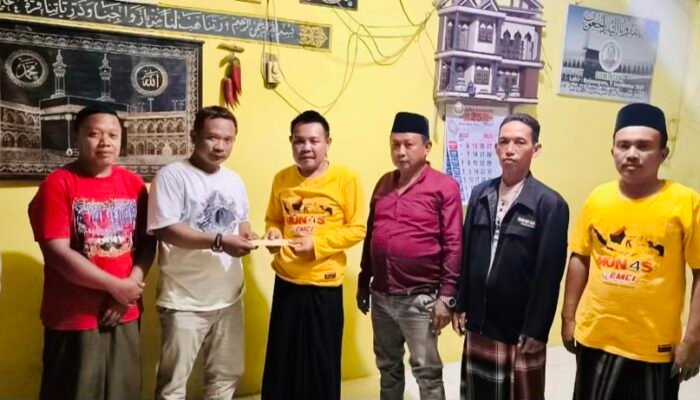 Wujud Kepedulian EMCI Pusat Salurkan Bansos untuk Anggota