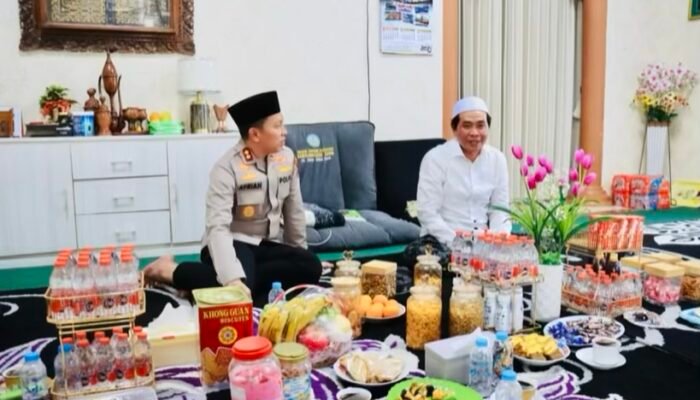 Kapolres Bojonegoro Silaturahmi ke Ponpes Sabillunnajah