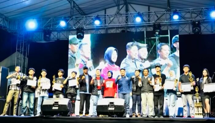 Wakil Bupati Bojonegoro Pimpin Talkshow “Ayo Perangi Narkoba” Menuju Generasi Emas 2045