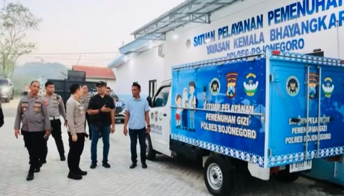 Kapolres Bojonegoro Tinjau Satuan Pelayanan Pemenuhan Gizi