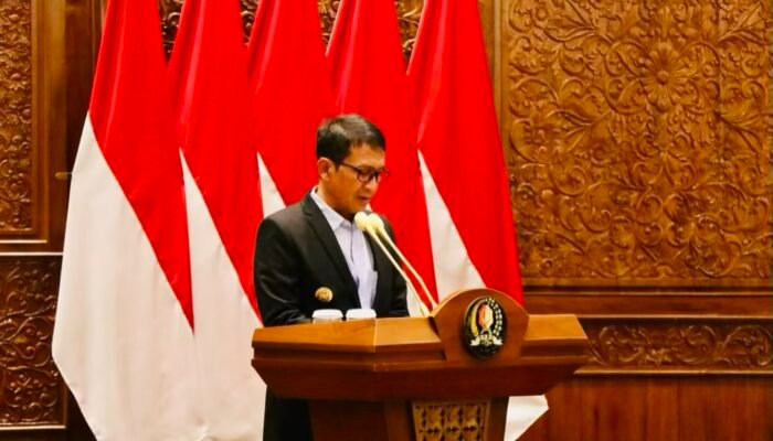 Rapat Paripurna DPRD Bojonegoro: Pembahasan Raperda Perubahan Pajak Daerah