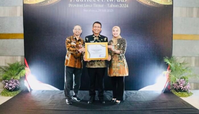 Bojonegoro Sabet Kabupaten Terbaik Paritrana Award Jatim 2024