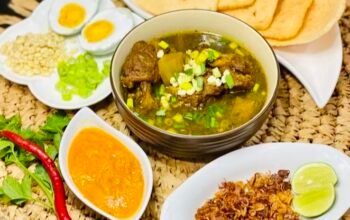 Rawon: Kelezatan Misterius dari Timur Jawa