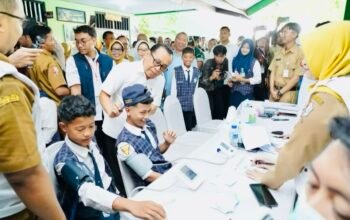 Bojonegoro Jadi Tuan Rumah Kick Off Cek Kesehatan Gratis: 958 Siswa Ikuti Pemeriksaan