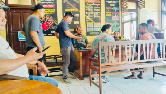 Debt Collector Berulah di Bojonegoro, Pengambilan  Dum Truk Secara Kekerasan