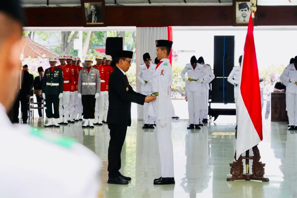 B722083b 9fef 4070 83b1 50fc6188115c