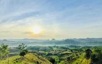 Wajah Baru Geopark Negeri Atas Angin: Kolaborasi KKN-TK 20 Universitas Bojonegoro Bangkitkan Destinasi Wisata yang Lama Tertidur