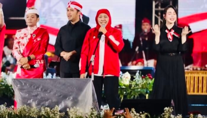 Gubernur Jatim dan Warga Rakyat Meriahkan HUT RI Ke-80