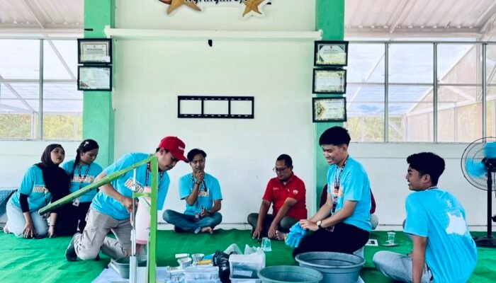 KKN-08 Unigoro Gelar Pelatihan Pembuatan Briket di Kebun Belimbing Ngringinrejo