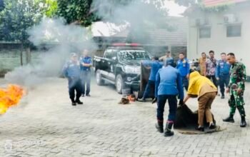 TMMD ke-125 Bojonegoro Edukasi Kebakaran Warga Desa Soko