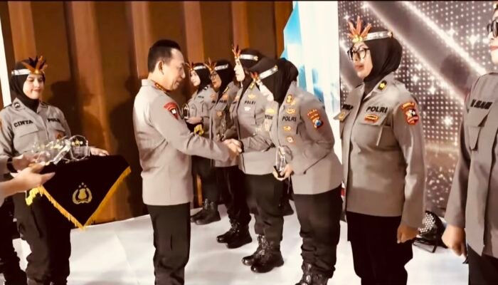 Polwan Polres Bojonegoro Meraih Prestasi Nasional dalam Kampanye “Rise and Speak”
