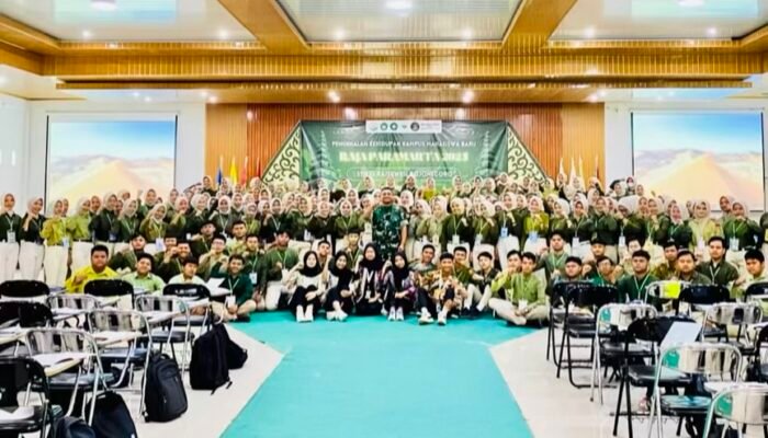 Koramil 05/Dander Edukasi Bela Negara & Wawasan Kebangsaan untuk Ratusan Mahasiswa STIKes Rajekwesi