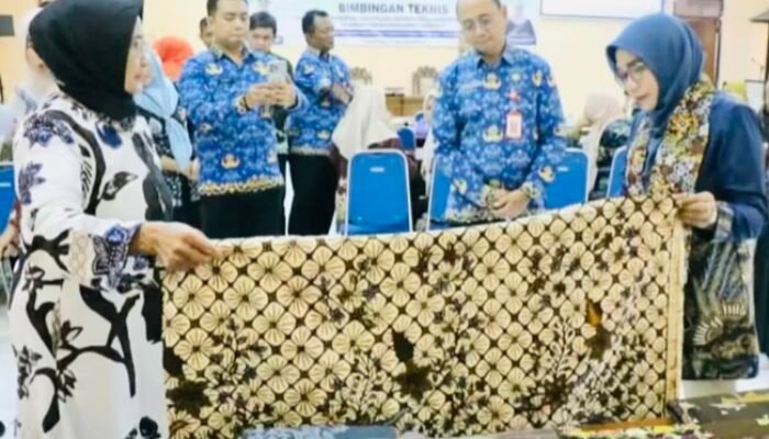 Dekranasda Dorong IKM Batik Bojonegoro ‘Naik Kelas’ Lewat Digitalisasi dan Kolaborasi Hexahelix