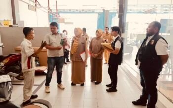 Pertalite “Nakal”: BBM Bau Menyengat di Bojonegoro Ditarik, Puluhan Motor Terdampak