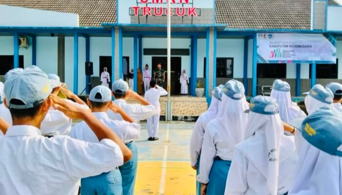 Ribuan Pelajar Bojonegoro Ikuti Pembinaan Bela Negara dari Kodim 0813