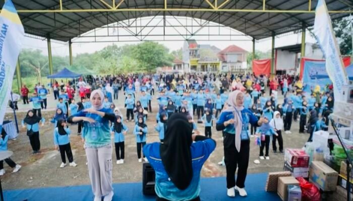1500 Peserta Fulnwalk Kedungadem Dukung Klinik  Naik Kelas