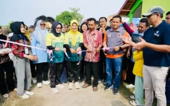 Wakil Bupati Bojonegoro Resmikan Pasar Minggonan Desa Dengok, Dorong Perekonomian Lokal