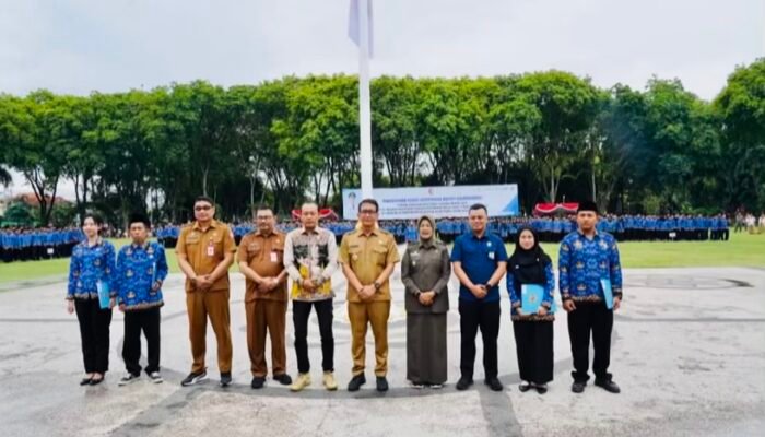 Bupati Serahkan SK Pengangkatan 1.430 CPNS dan PPPK Bojonegoro