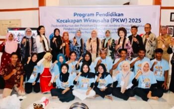 Kolaborasi Pemkab dan Dekranasda Bojonegoro Cetak Wirausaha Muda Batik Obersewu