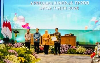 2352C6A0 38C5 4B4E A476 686D8A6B102D