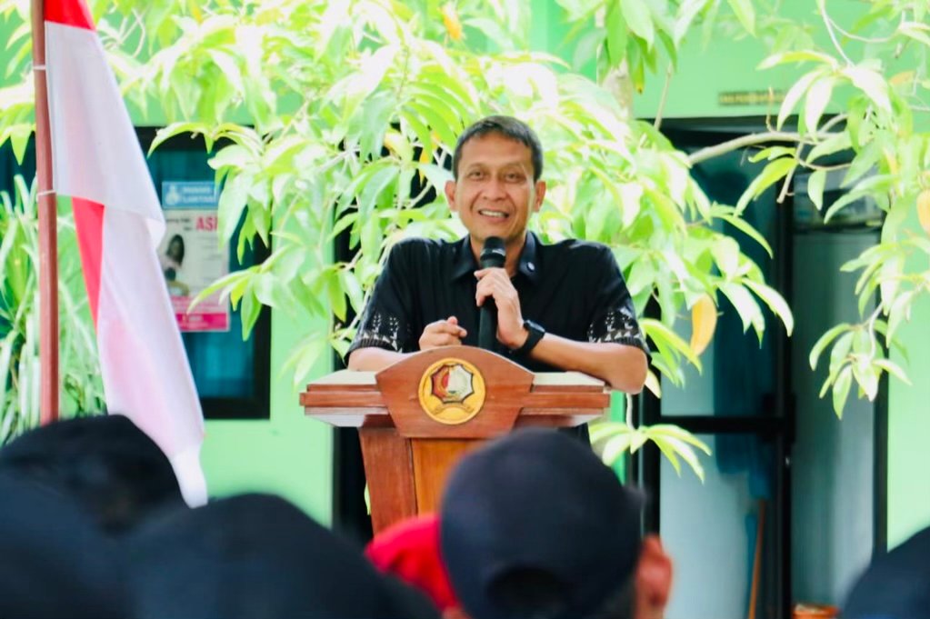 37464ED8 7C12 49F9 BAE7 B9BB7E698159