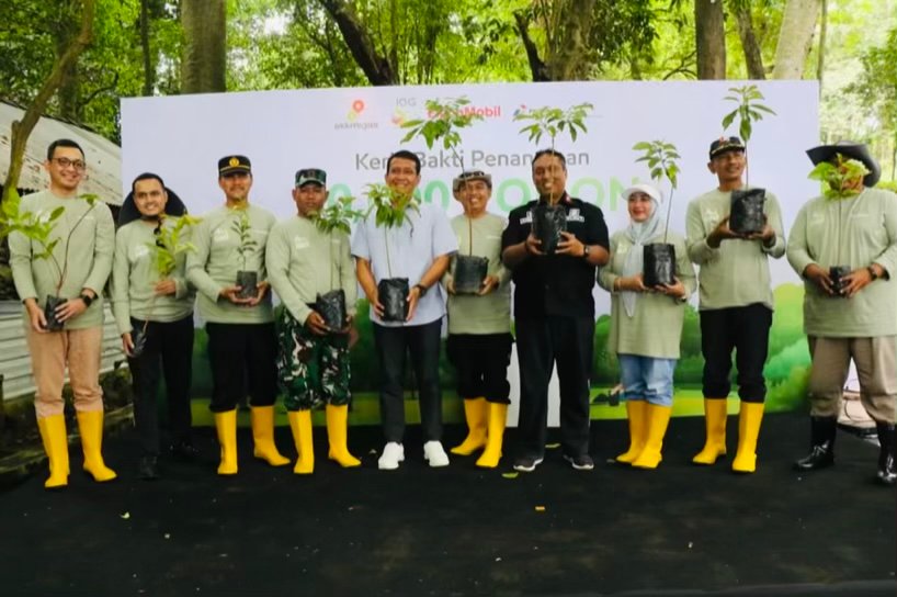 75EC3BA3 16D5 42F7 87FE 1751A860B6BE