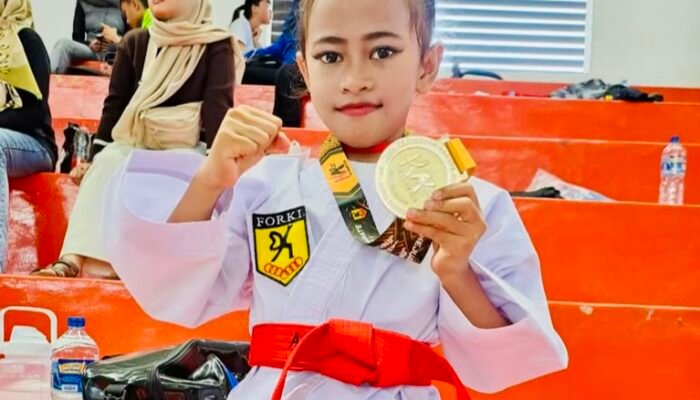 Siswi MI Gaya Baru Sidorejo, Aqilah Ayu, Raih Emas di Kejuaraan JINKAC Cup 1 Bojonegoro