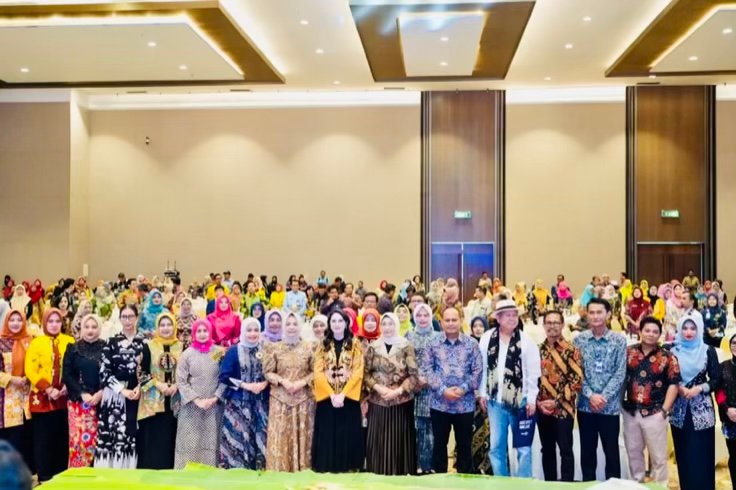 B396E1EB A183 43D6 A214 BA43411BA719