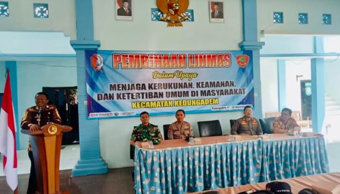 Linmas Kedungadem Diperkuat: Gelar Pembinaan dan Pelatihan Pengaturan Lalu Lintas