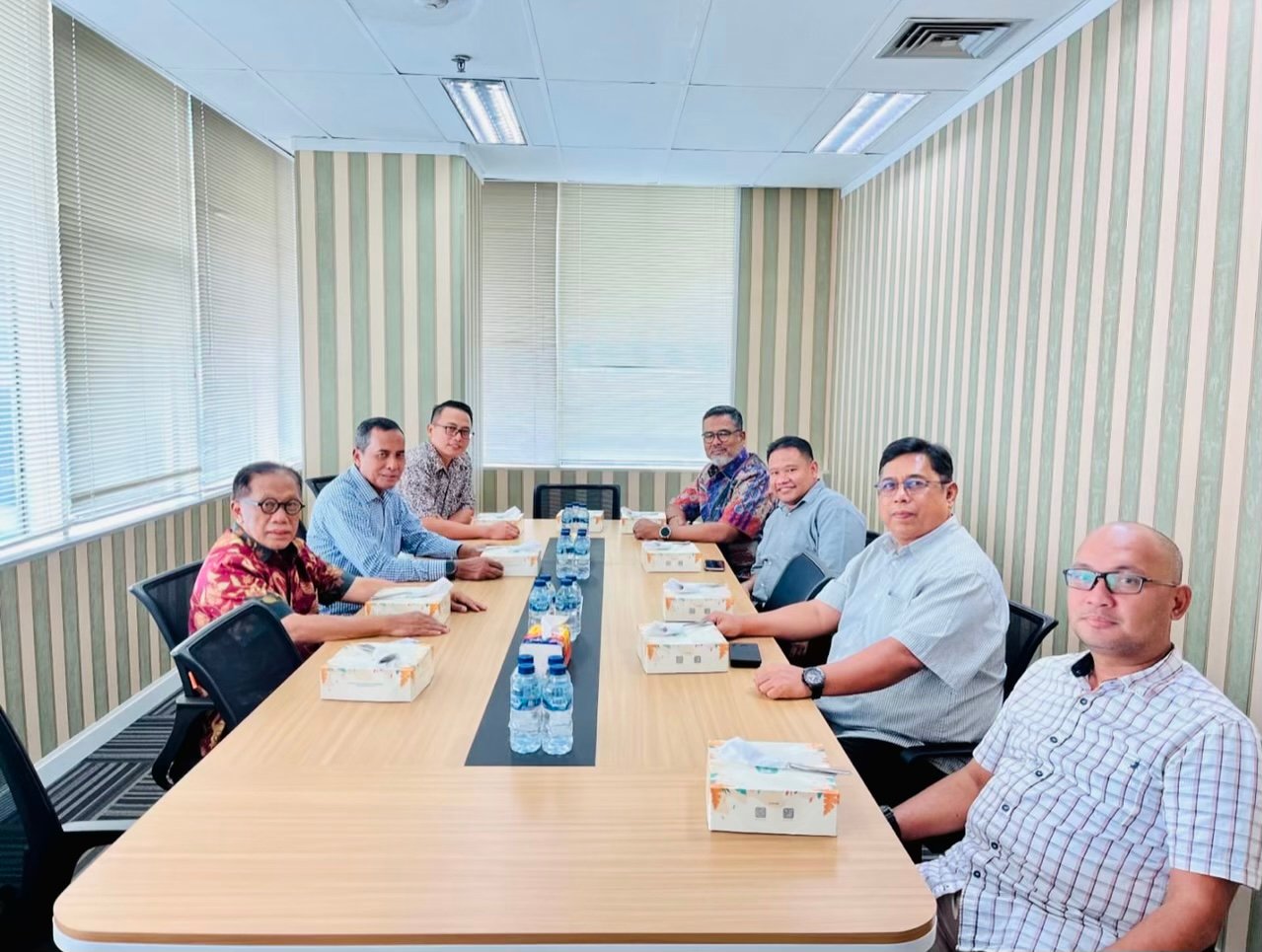 1EBAE170 FBF8 4988 9E5F 8AF05F5E3A87