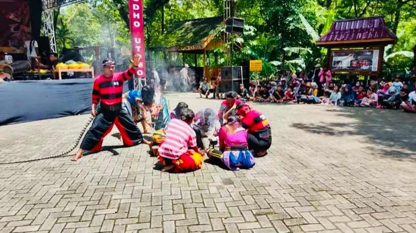 8050D271 5095 410E B493 722C03300F46