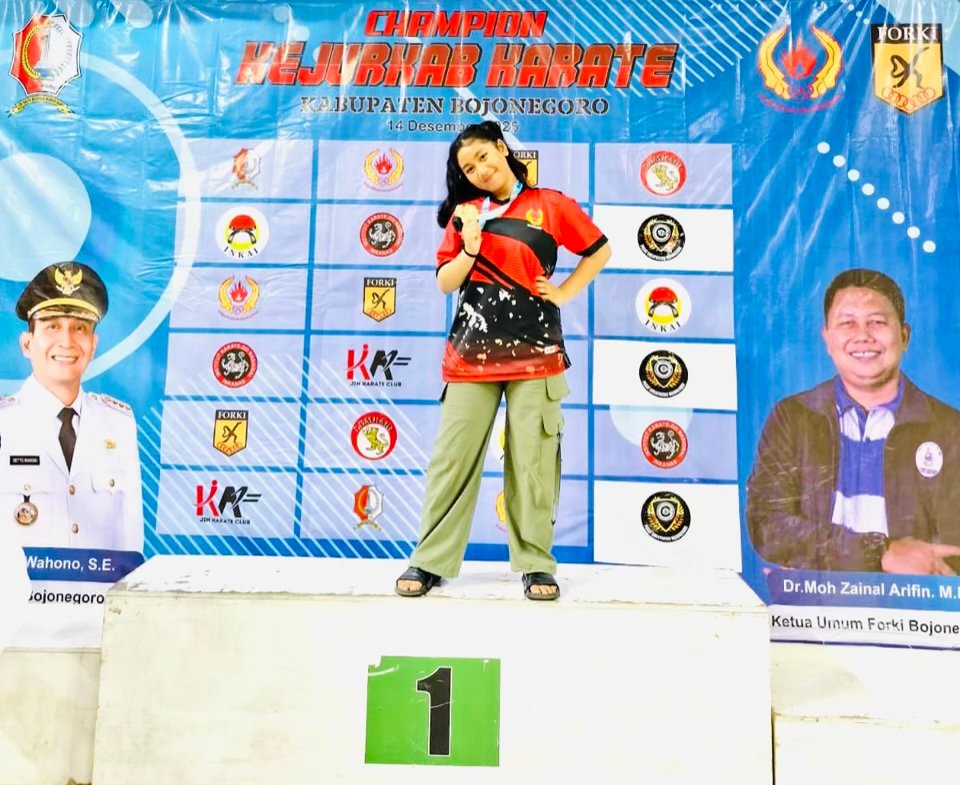 82AF6C5D BA15 4D05 8B0A 20284A00562F