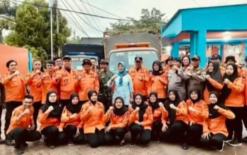 Wakil Bupati Bojonegoro Lepas Bantuan untuk Korban Bencana Sumatera